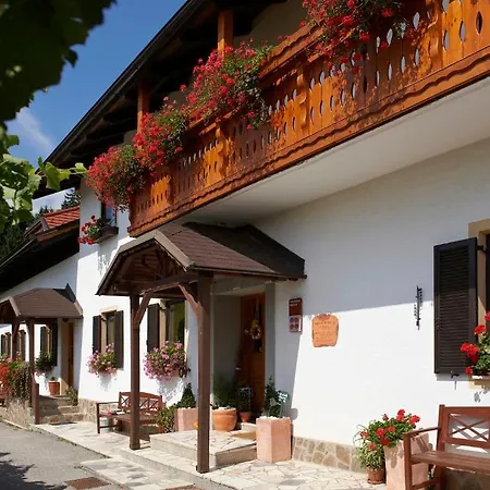 Tourist Farm Stern Pri Kovacniku 3*