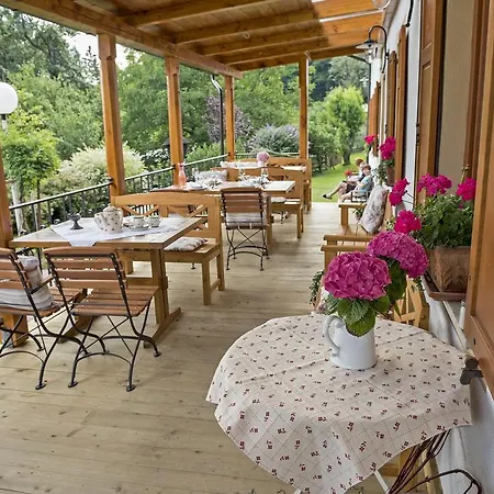 Tourist Farm Stern Pri Kovacniku Gasthof