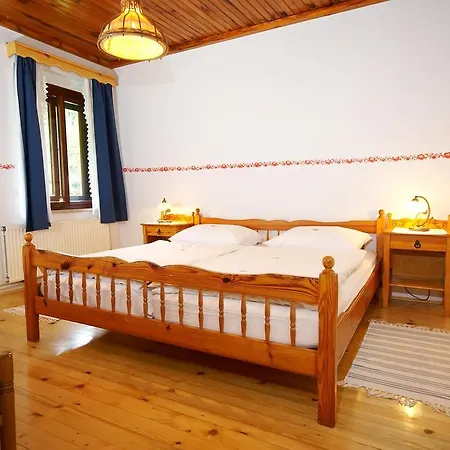 Pensión Tourist Farm Stern Pri Kovacniku 3*